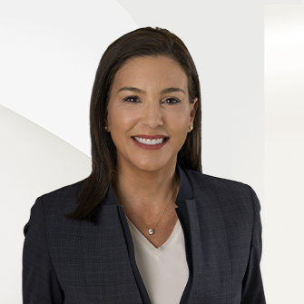 Gisela Attlan Headshot