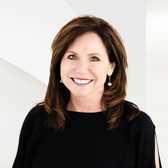 Lori Anderson Headshot