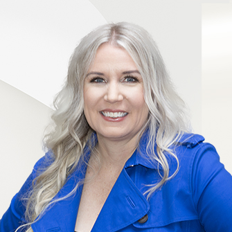 Laura Melson Headshot