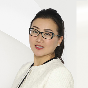 Emma Yu Headshot
