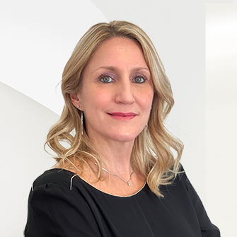 Esther Goossens Headshot