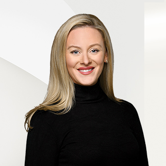 Tina Prinsenberg Headshot