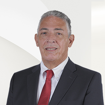 Salvador Uribe