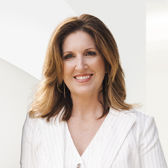 Jennifer Criteser Headshot