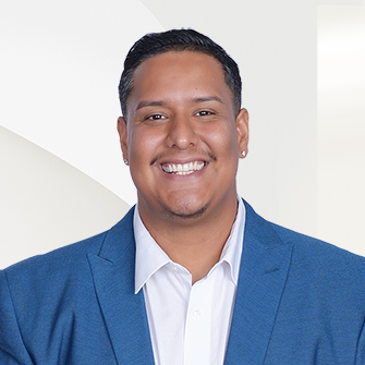 Gustavo Castano Headshot