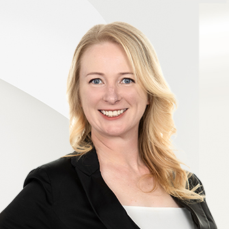 Kelly Amar Headshot