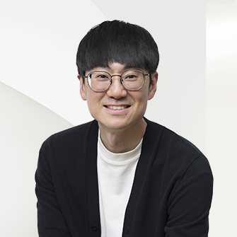 Henry Fok Headshot