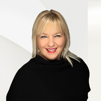 Karen Abbey Headshot