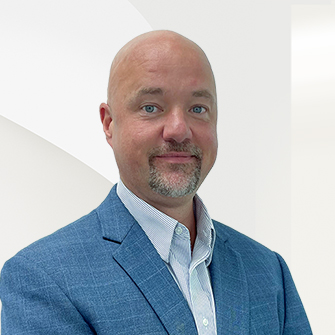Ryan Woodrow Headshot