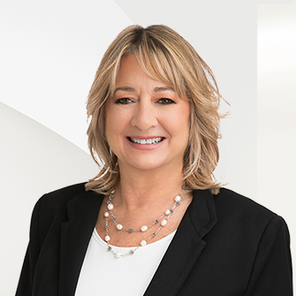 Patti Beaulieu Headshot