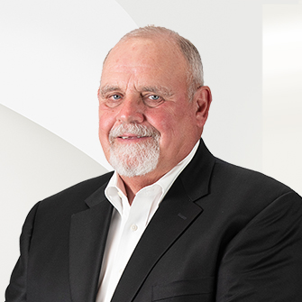 Michael Lipomi Headshot