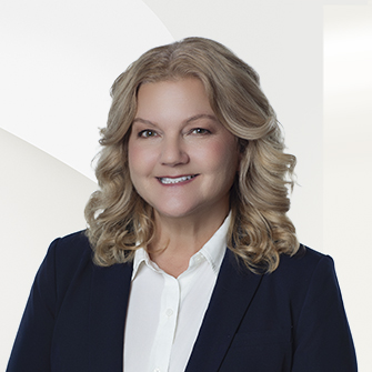 Stephanie Retrosi Headshot