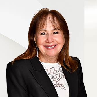 Angela Oliveira Portrait