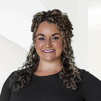 Brianne Howell Headshot